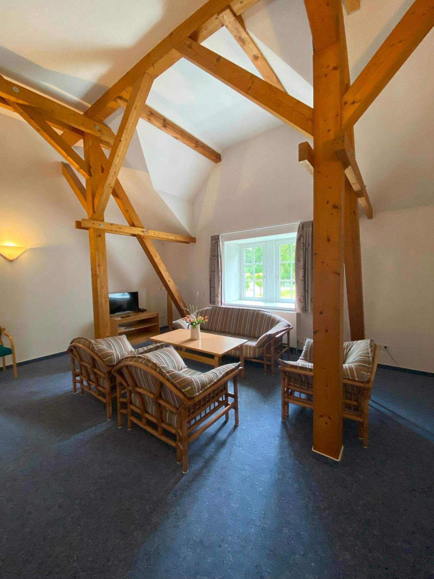 Bildungsgut Schmochtitz Hotel Екстериор снимка